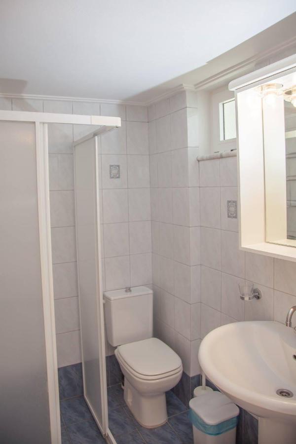 Dimosthenis Apartments נידרי מראה חיצוני תמונה